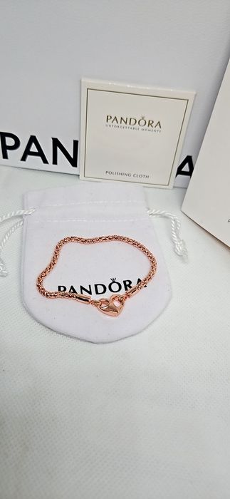 Piekna bransoletka Pandora 19 cm