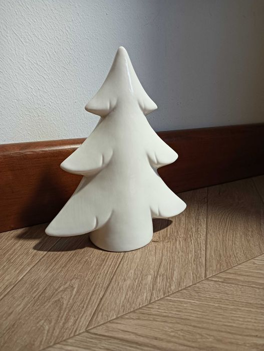 Ceramiczna ozdoba choinka Formano biała