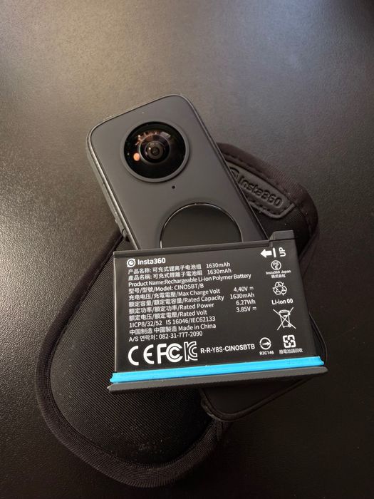 Камера insta360 ONE X2 + телескопічна ручка