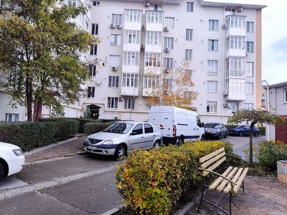 Продається 1к квартира ЖК Дмитрівська, м Централький ринок (21489)