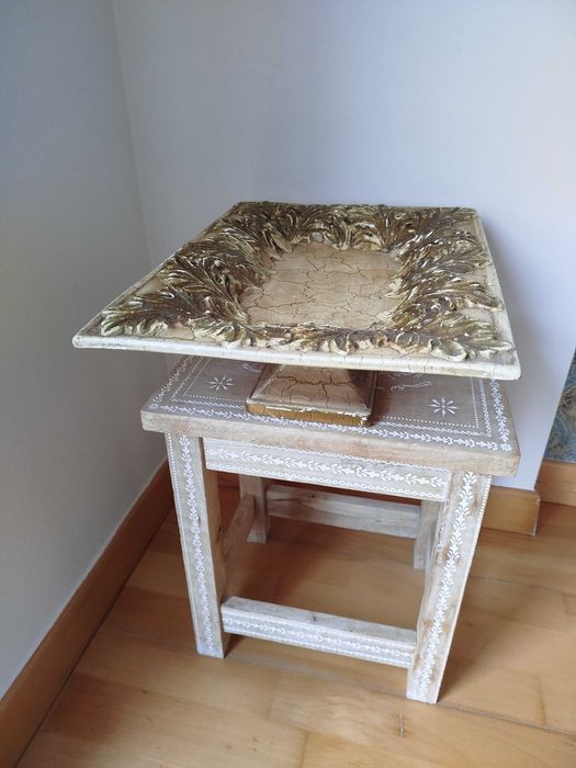 Antigo e elegante Centro de Mesa/Fruteiro