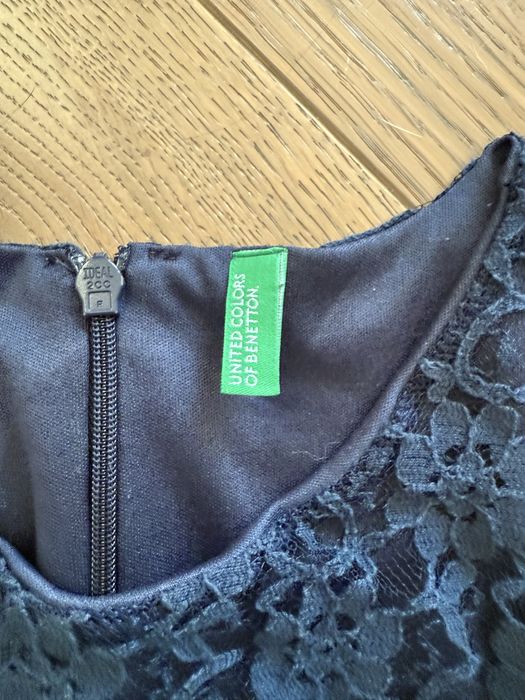 Сукня фирми United colors of benetton