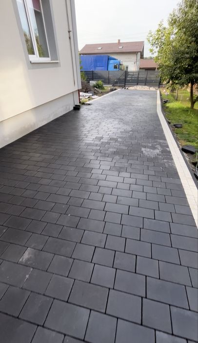 Укладання бруківки