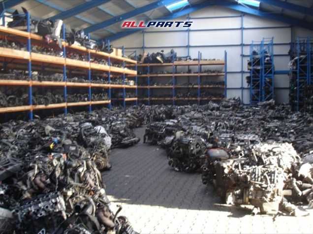 Двигун мотор коробка передач двигатель Volvo вольво компл. новий і б/у