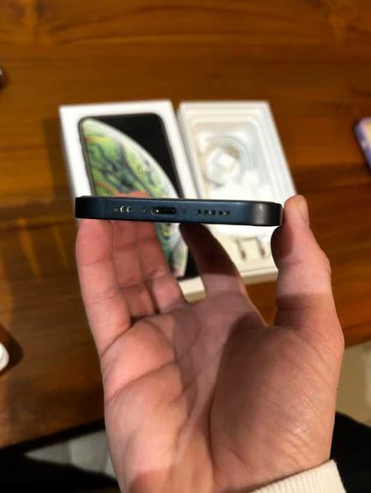 iPhone 12 128GB telefon wsprawny