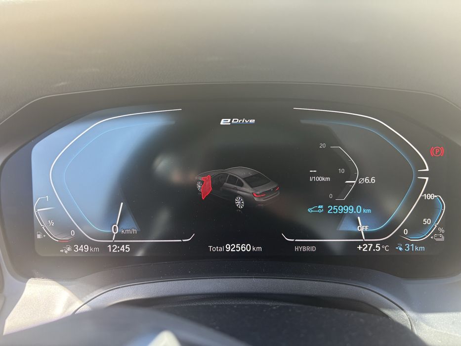 BMW 330e Berlina Corporate Edition