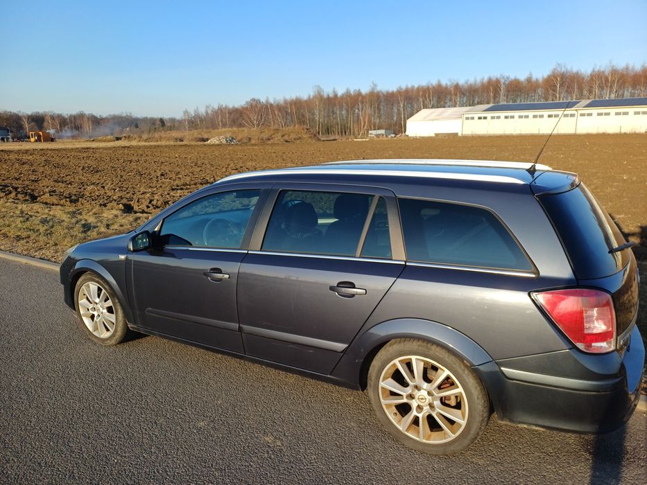 REZWRWACJA 5.03 -Opel Astra H Kombi, 2008, 230 tys km, 1,8 benzyna/LPG
