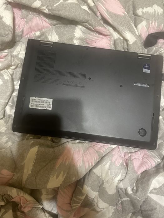 Lenovo Thinkpad x1 yoga gen 1 | I5-6300u, 8gb ram / 256gb HDD