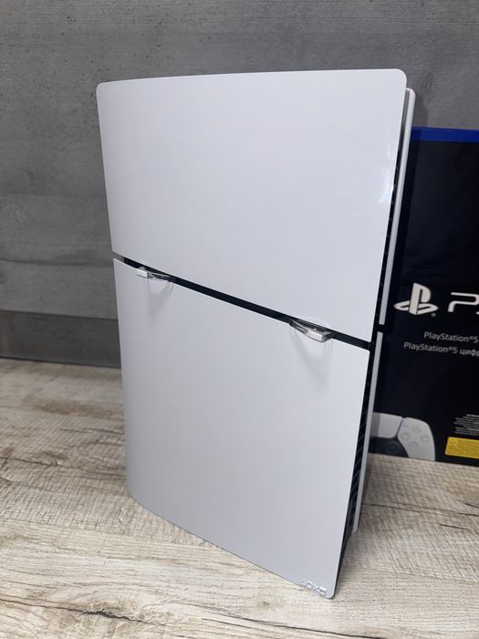 PlayStation 5 Slim Digital Edition 1TB - ідеальний стан з гарнтією
