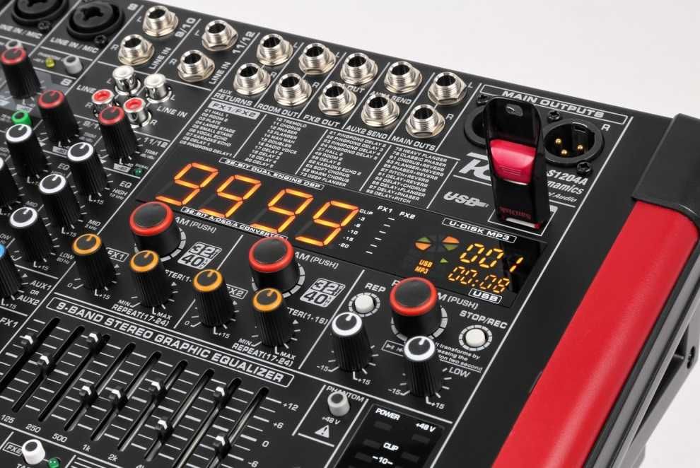 Mesa de Mistura Amplificada 12 Canais 1400W USB/MP3/BT-Power Dynamics