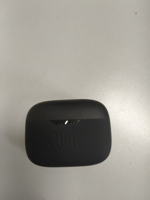 JBL Tune 230 NC fones