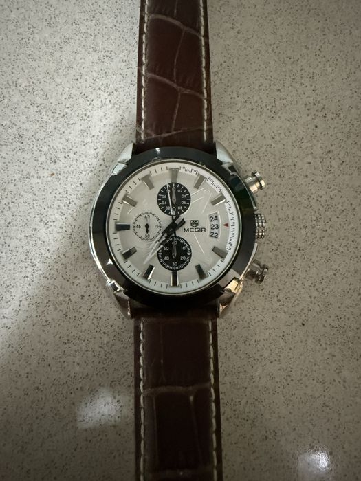 Megir chronograph