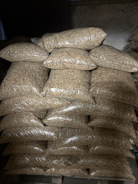 Pellet sosnowy- jakość PREMIUM