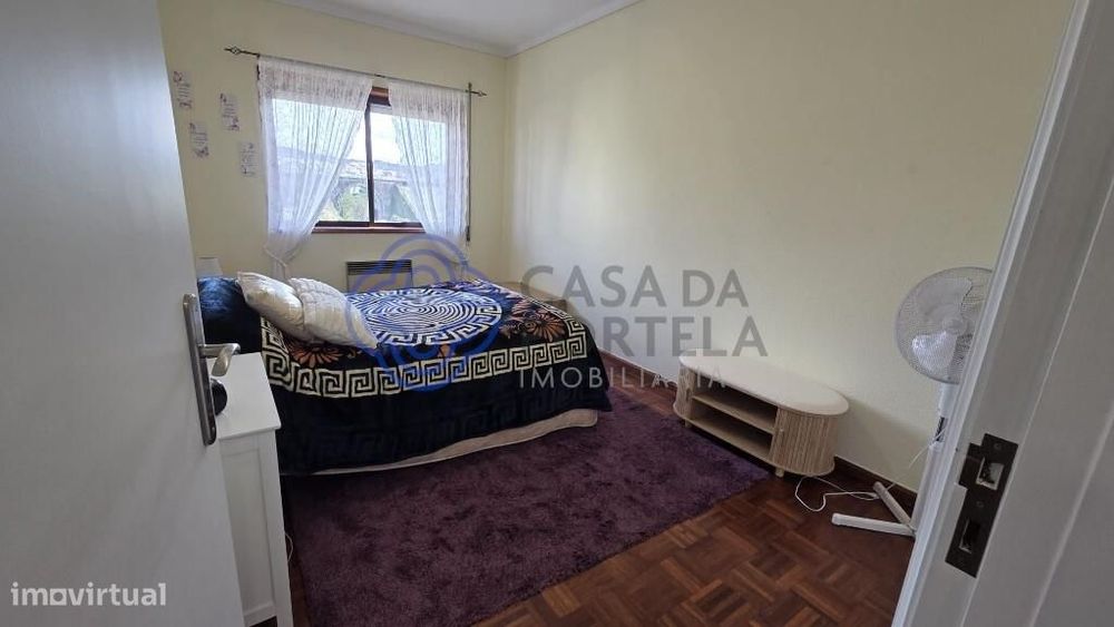 Apartamento T2 com garagem, jardim privativo e excelente localização