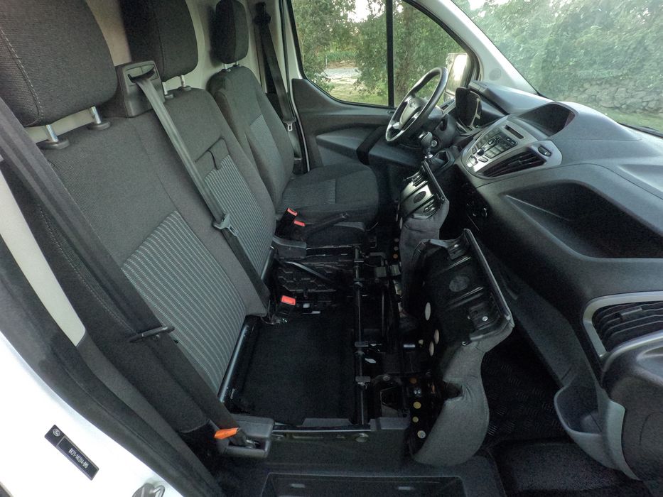 Ford Transit Custom L2H1 2.2 tdci 125cv