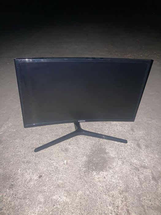 Монітор Samsung C24RG50FQI