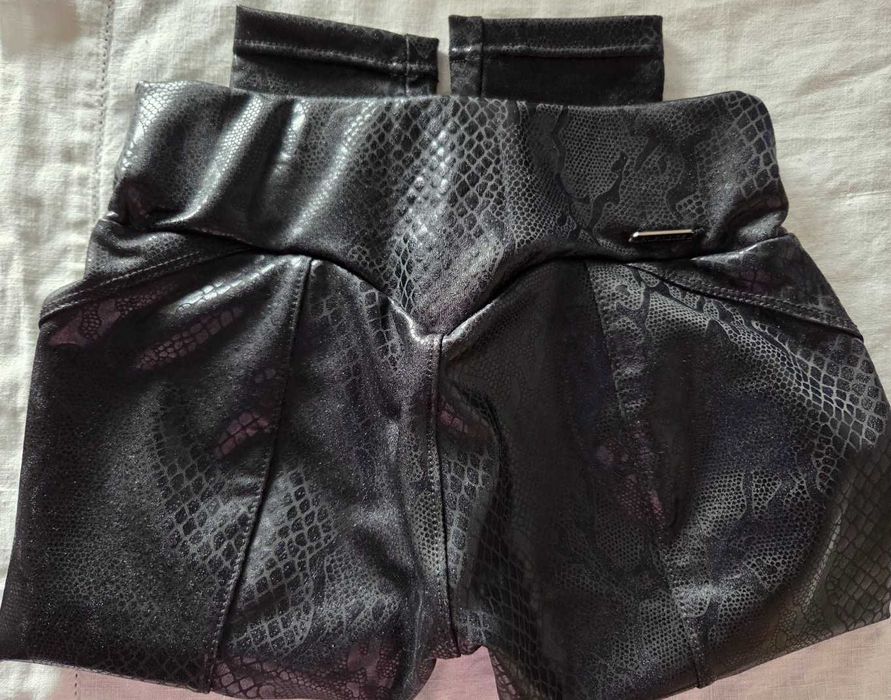 Pairadize – Black Python Pants
