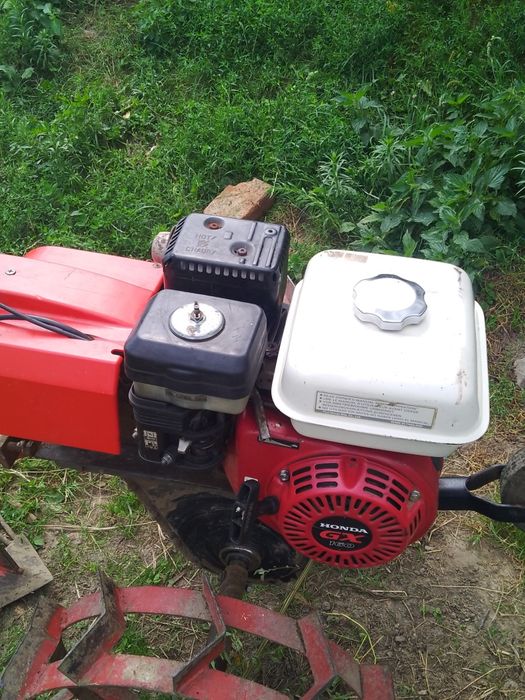 Потужний   мотоблок Хонда GX 160 чістий японець