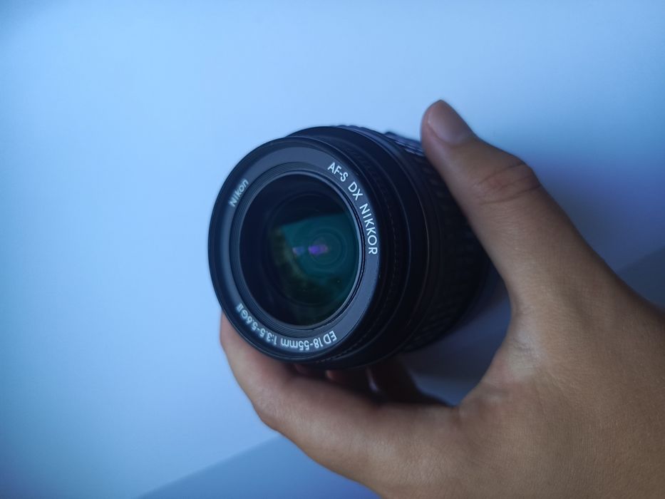 Nikon D40 z obiektywem