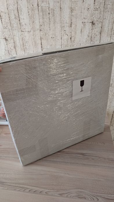 Дзеркало Mirror Trade діаметр 50 см одинарне в рамі чорне D500