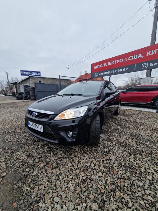 Ford Focus 2010 року