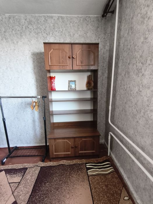 Здам кімнатну в гуртожитку блок на дві сім'ї в центрі