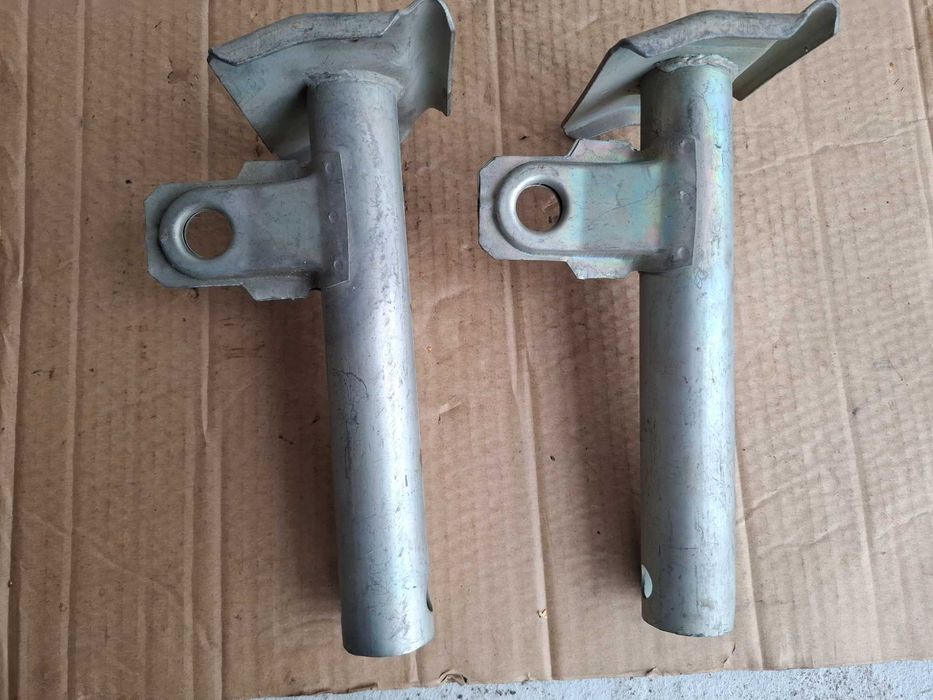 Ваз2104  2105 2107 кронштейн бампера