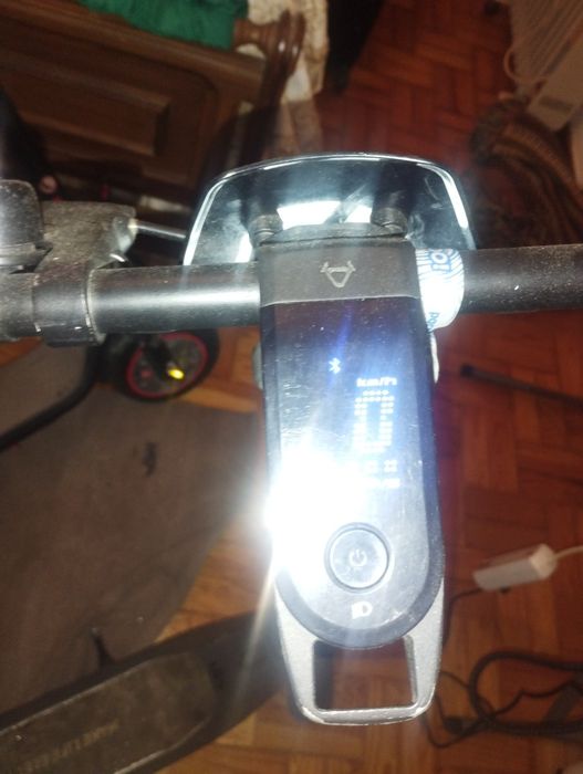 Trotinete Niu com 1ano