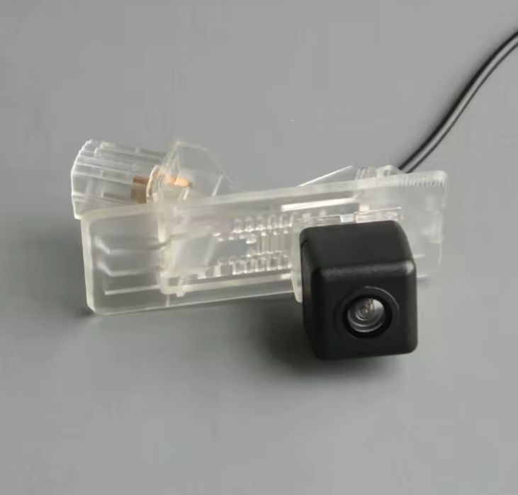 Камера заднего вида рено