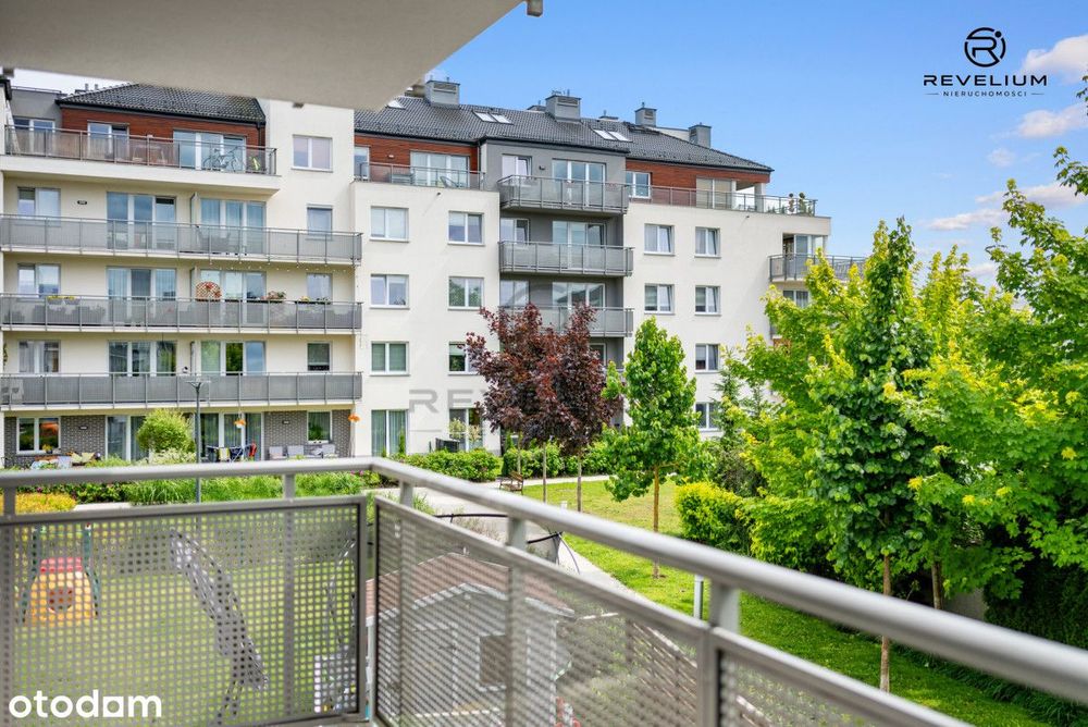 Duży balkon | Przestrzeń | Kom. lok. | Msc. w hali
