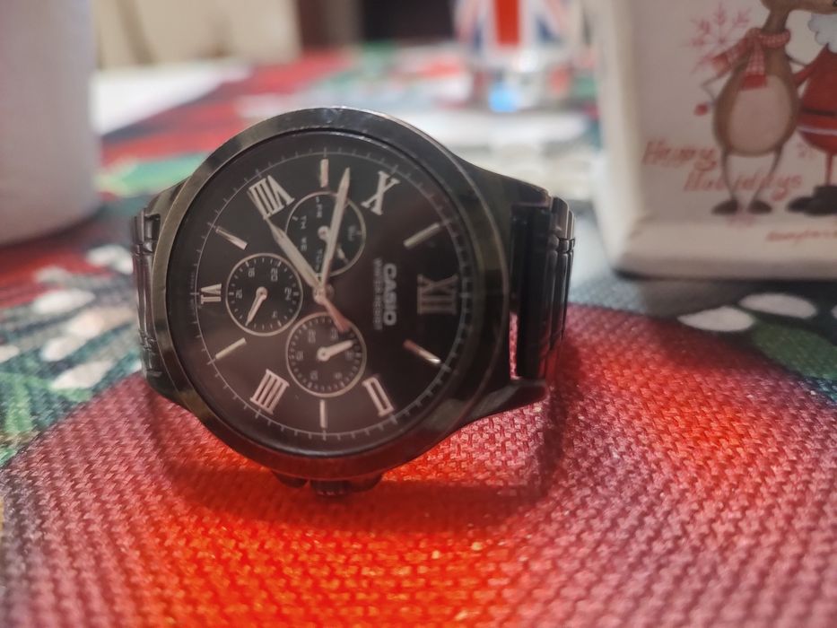 Годинник Casio,купували за кордоном,був у використанi,стан гарний,прац