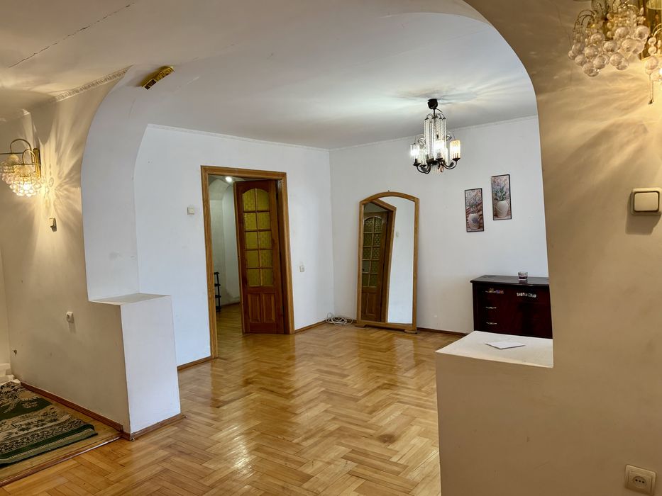 3 кімнатна квартира продаж 90м2