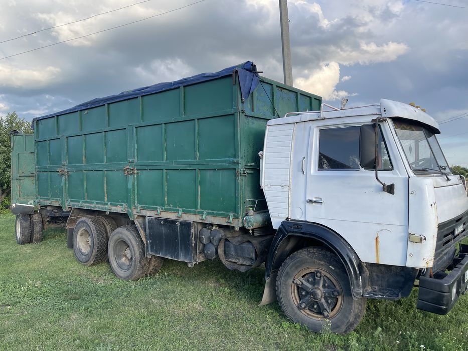 КамАЗ бортовий 53212