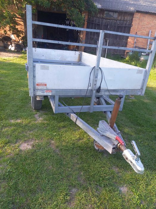 Sprzedam przyczepkę samochodową  1600 kg ładowności