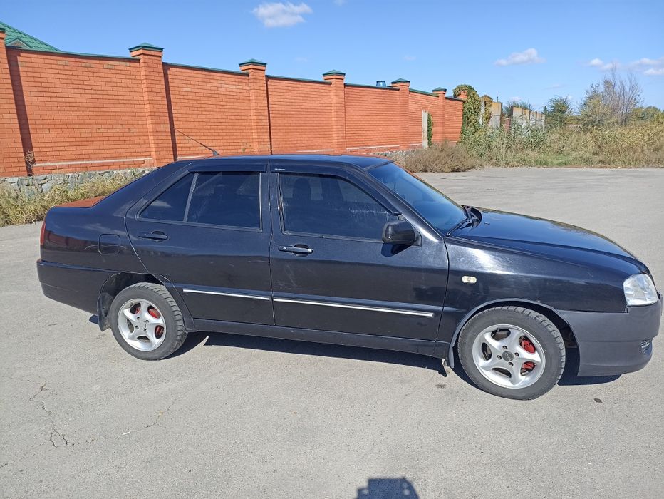 Продам машину Chery Amulet