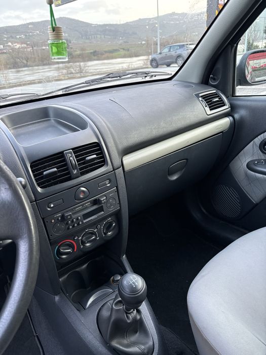 Renault Clio 2 - 1.5dci