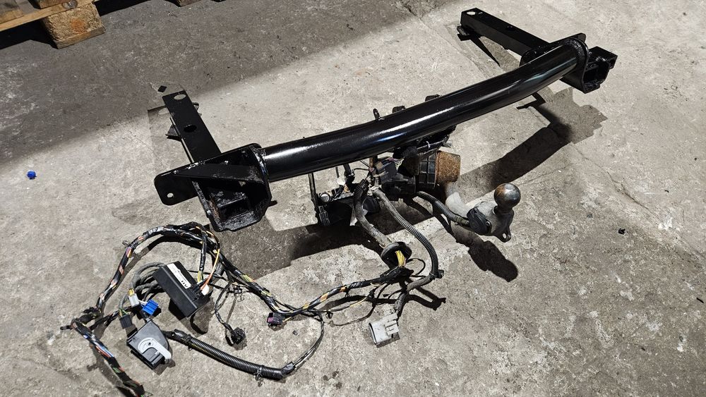 Hak holowniczy składany chowany opel insignia a kombi