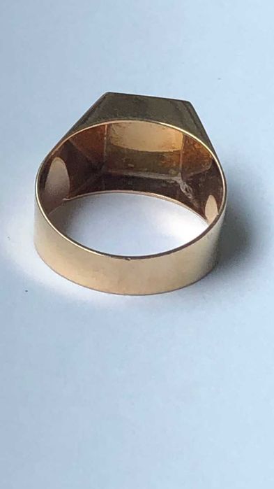 Sygnet z diamentem, złoto 18K, waga 4,2 g, PIĘKNY
