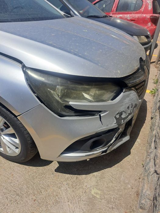 Renault megane 2017 ligeiro toque
