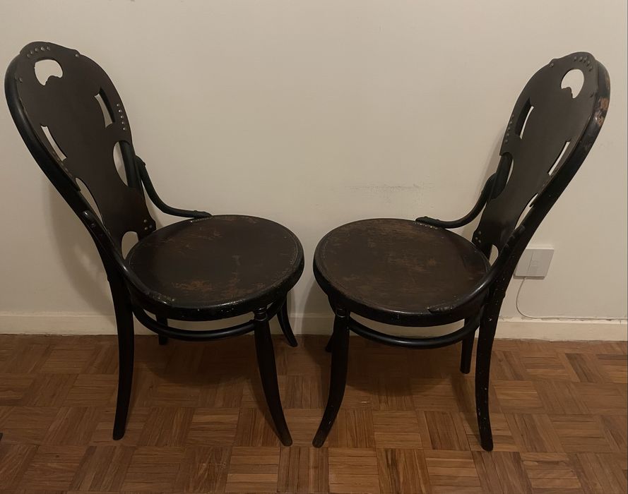 Par de cadeiras antigas, estilo Thonet