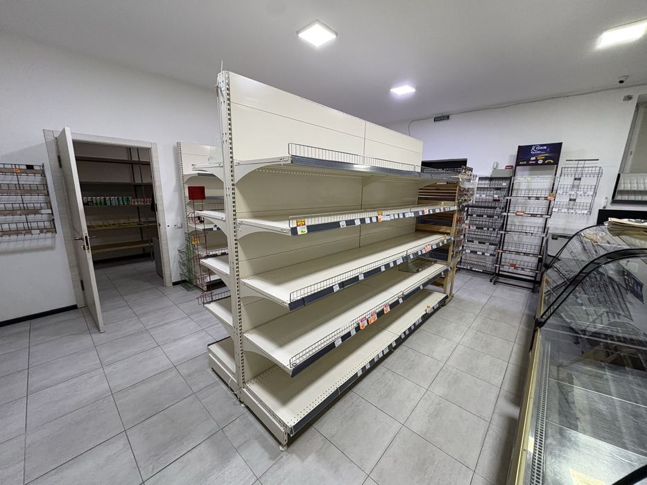 Стелажі металеві міцні та практичні