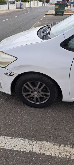 Toyota Auris 2011 1.4D