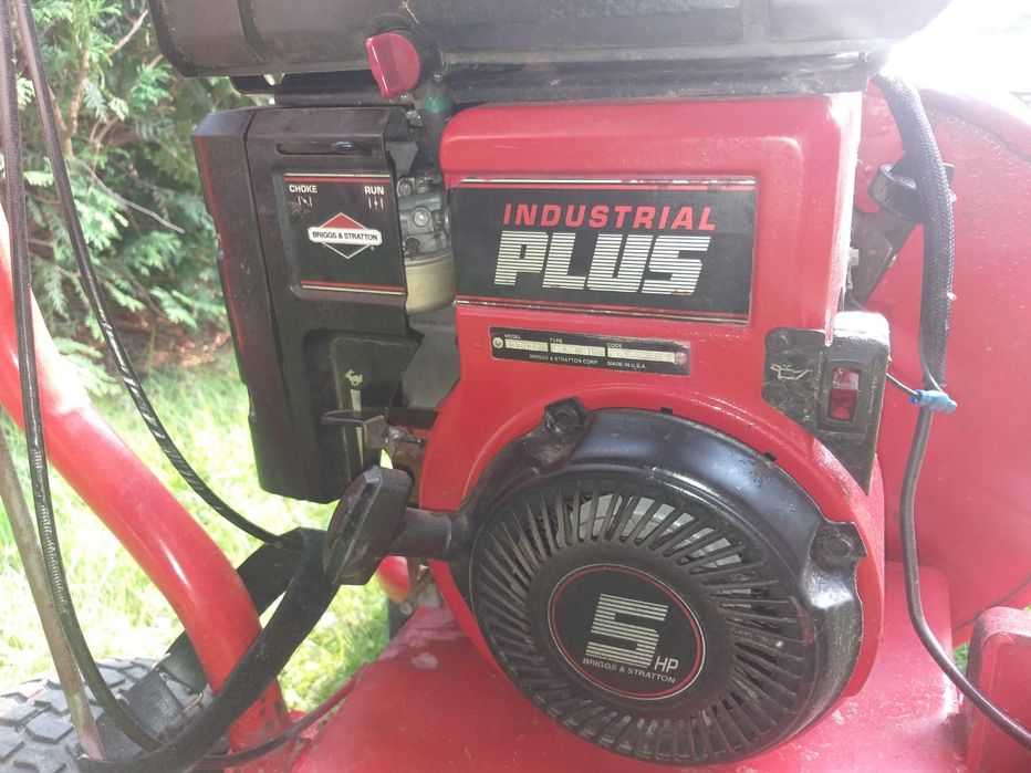 Odkurzacz spalinowy Echo