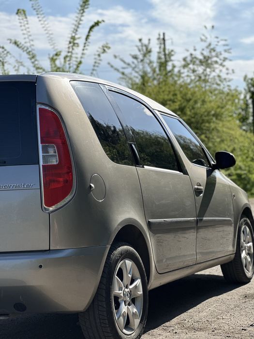 Skoda Roomster 1.6 газ/бензин