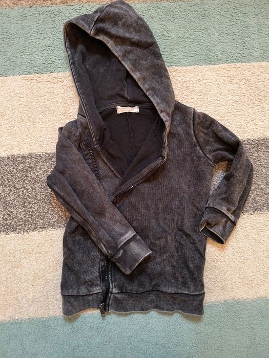 Dekatyzowana bluza hm w stylu motocyklowym