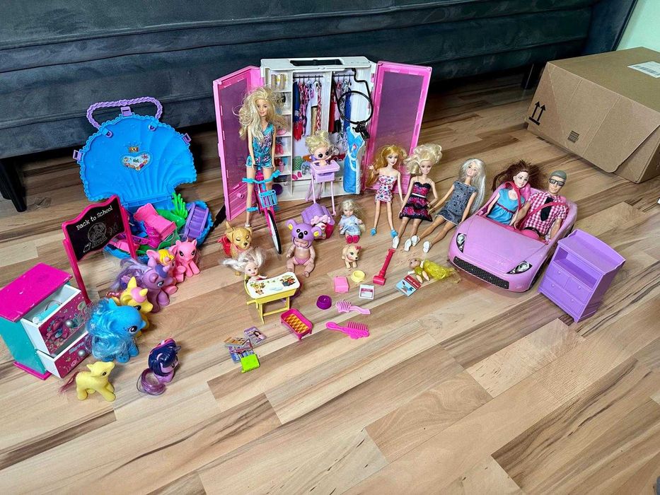 DUŻY zestaw BARBIE, Koniki Pony, SZAFA BARBIE akcesoria