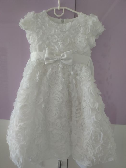Нарядное , шикарное платье . 5 лет