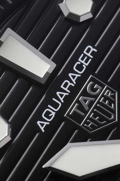 TAG Heuer Aquaracer Professional 300 Date