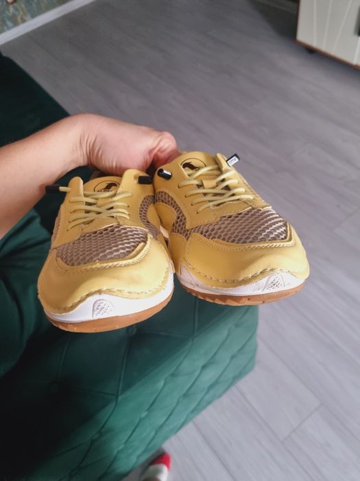 Кроссовки,мокасины жен.41