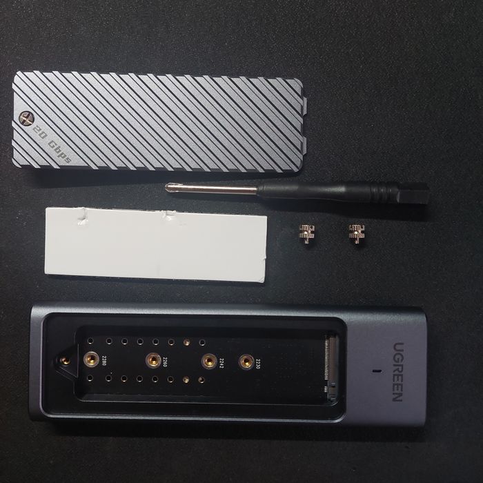 UGREEN M.2 NVMe кейс